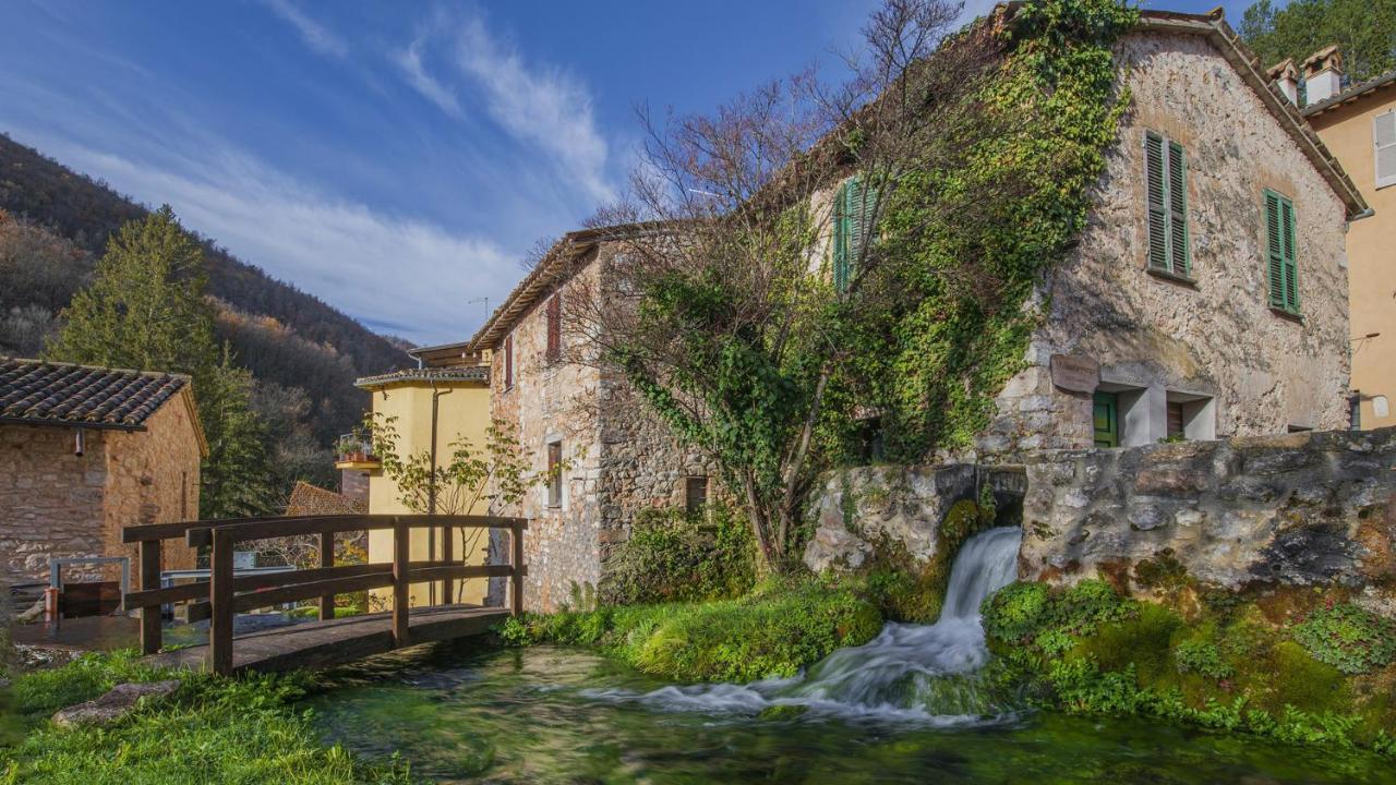 Villa Castello Di Pupaggi Sellano Exterior foto